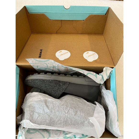 NEW in Box Women's Baretraps Gennie Casual Slip-On Sneaker Dark Grey Size 7.5 - Picture 8 of 10